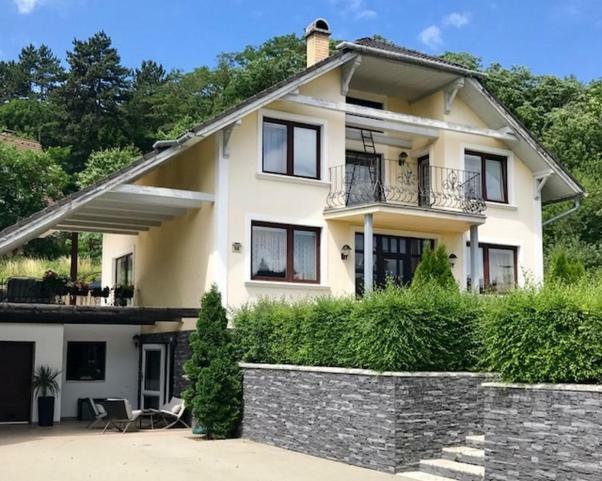Apartman Amalia Banska Bystrica Ngoại thất bức ảnh